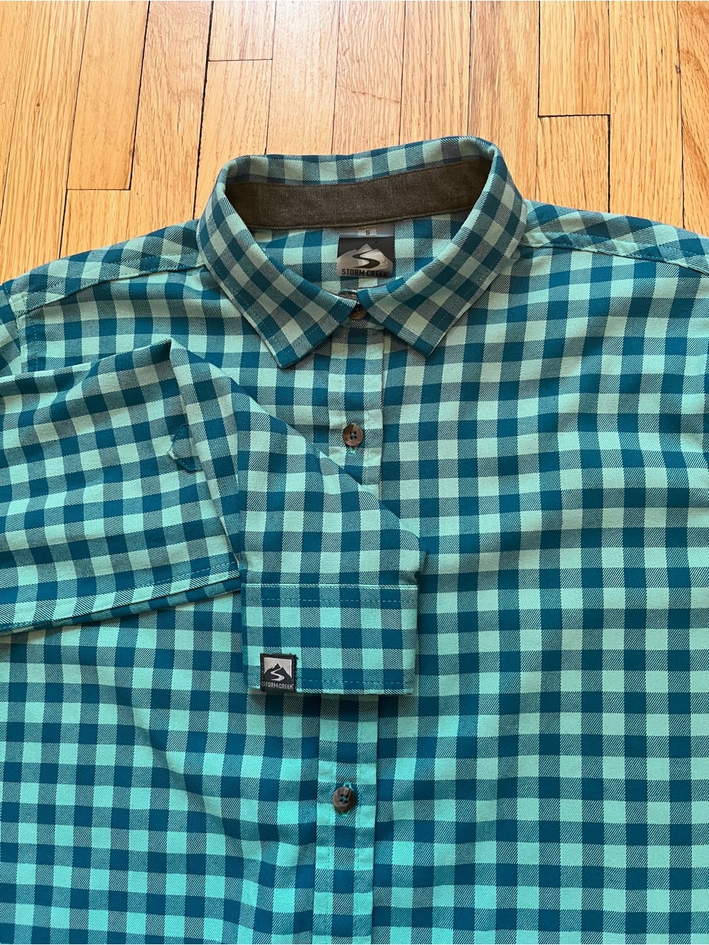 Storm Creek Women's Sz S Teal Blue Gingham Wrinkle Resist Stretch Button Down